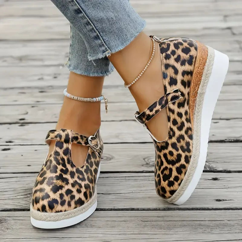 🔥🔥Hot Sale Promotion -Elegant Women's Leopard Print Loafers - Lightweight, Slip-On Casual Shoes With Rubber Sole For All Seasons