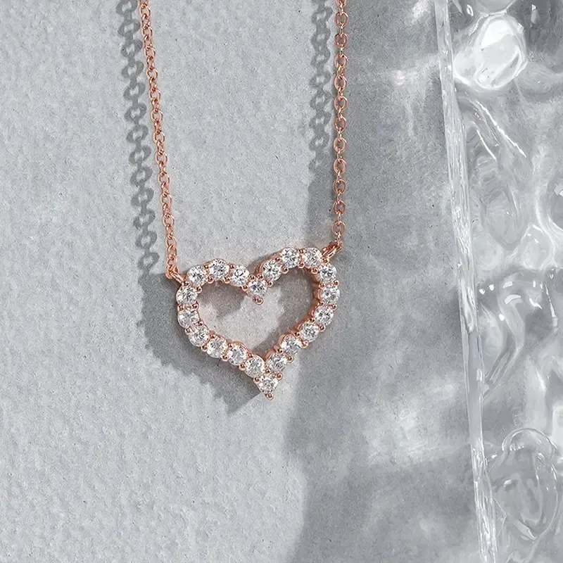 Real Rose Gift Box With Heart-Shaped Exquisite Necklace