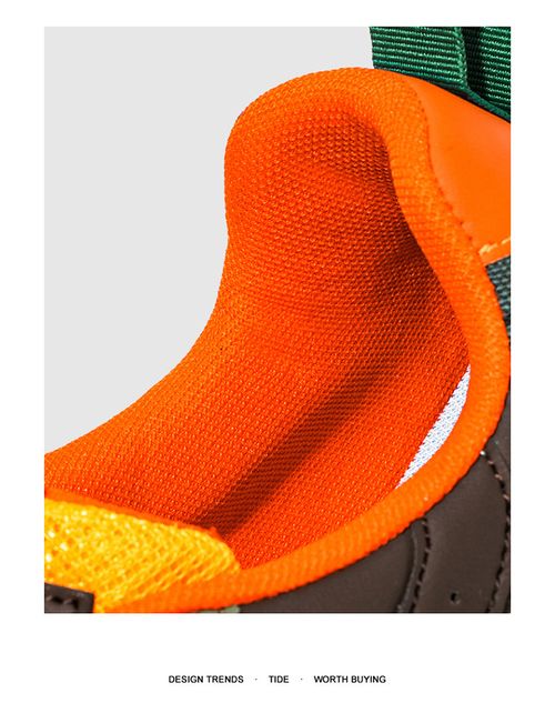 Men's sports casual shoes breathable summer flying mesh lightweight simple slip-on lazy shoes