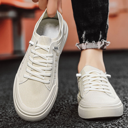 Deodorant sports shoes for driving