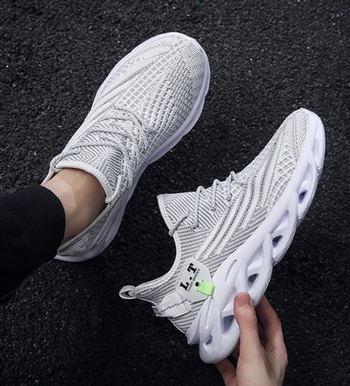 Breathable coconut sports shoes