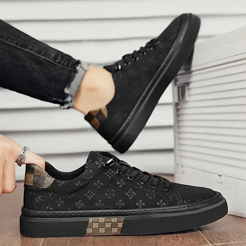 Men's Breathable Canvas Sneakers - Casual Slip-On Shoes with Elastic Laces, Versatile for All Seasons