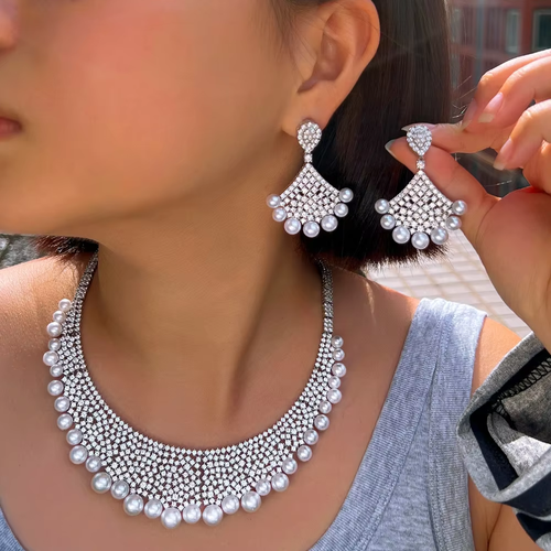 Super Luxurious White Cubic Zirconia Necklace