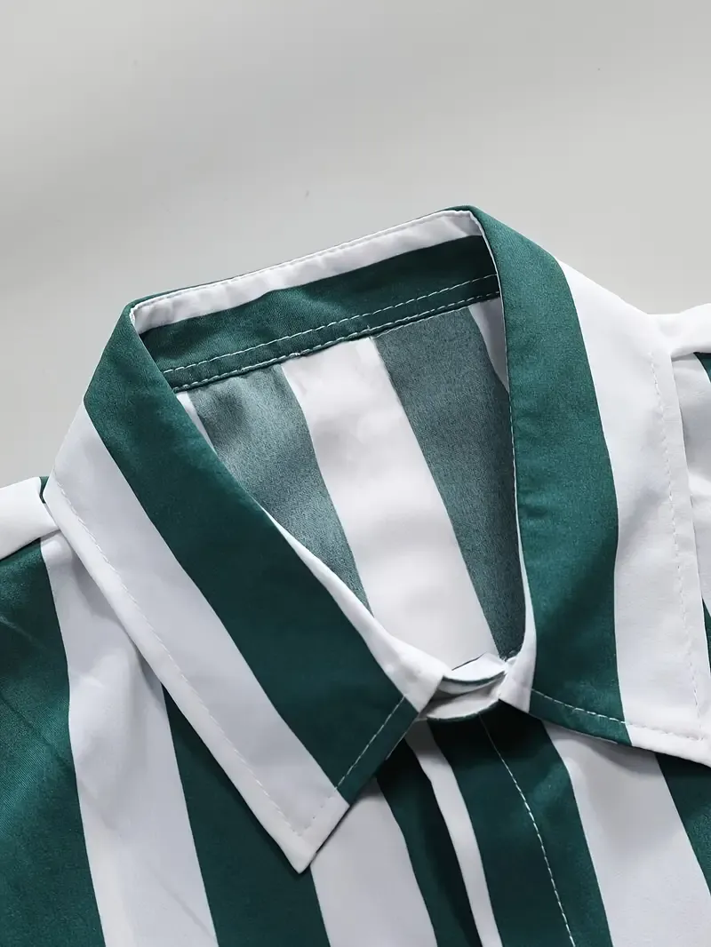 Men's Casual Striped Print Button-Up Shirt - Breathable Polyester, Machine Washable, Short Sleeve, Summer-Ready, Non-Sheer with Collar Detail