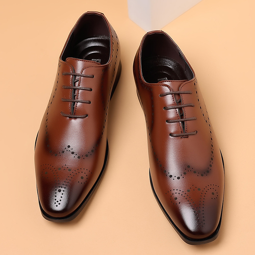 Brown business soft-soled leather shoes