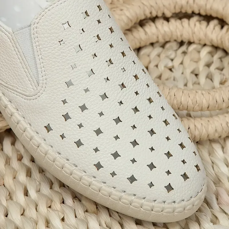 Women's Hollow Out Flat Shoes