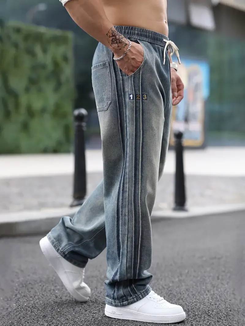 Loose jeans for men with wide legs and drawstring, stylish and comfortable jeans can be worn all seasons