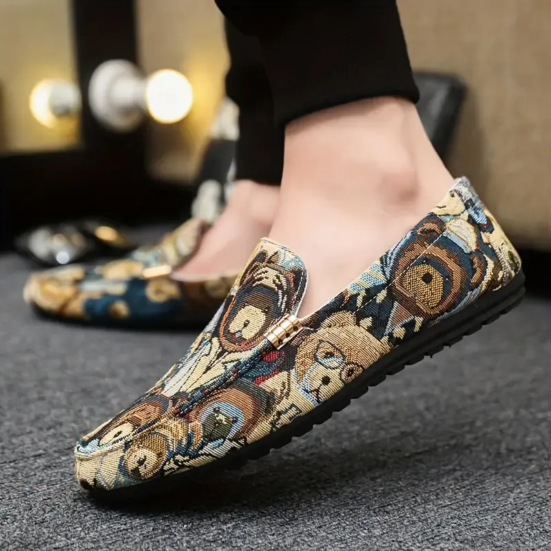 Men's Cartoon Bear Color Block Pattern Slip On Canvas Loafer Shoes, Comfy Non Slip Rubber Sole Durable Walking Shoes, Men's Footwear