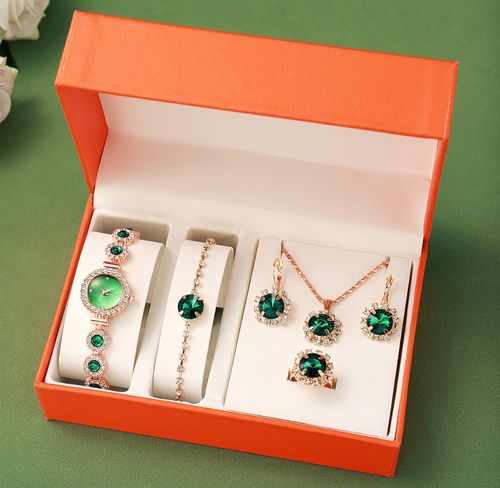 Rhinestone Quartz Watch