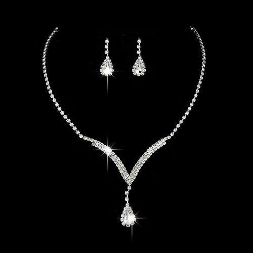 Luxurious Water Drop Rhinestones Pendant Necklace