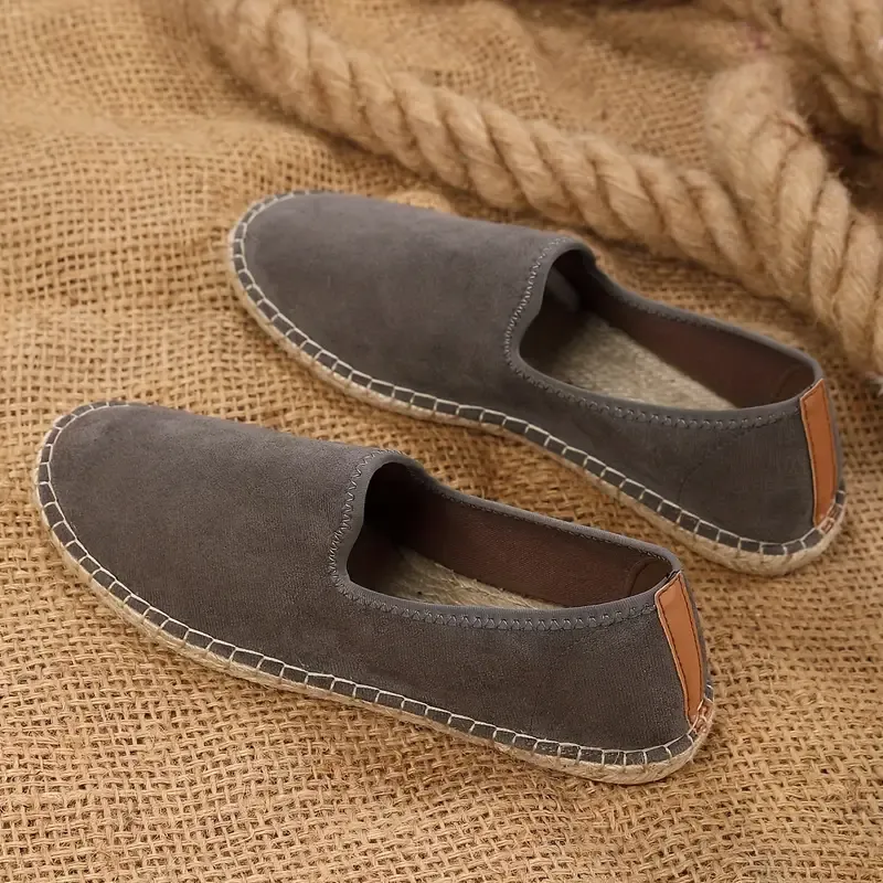 Vintage Handcrafted Linen Slip-On Shoes for Men: Casual, Minimalist, and Suitable for All Seasons