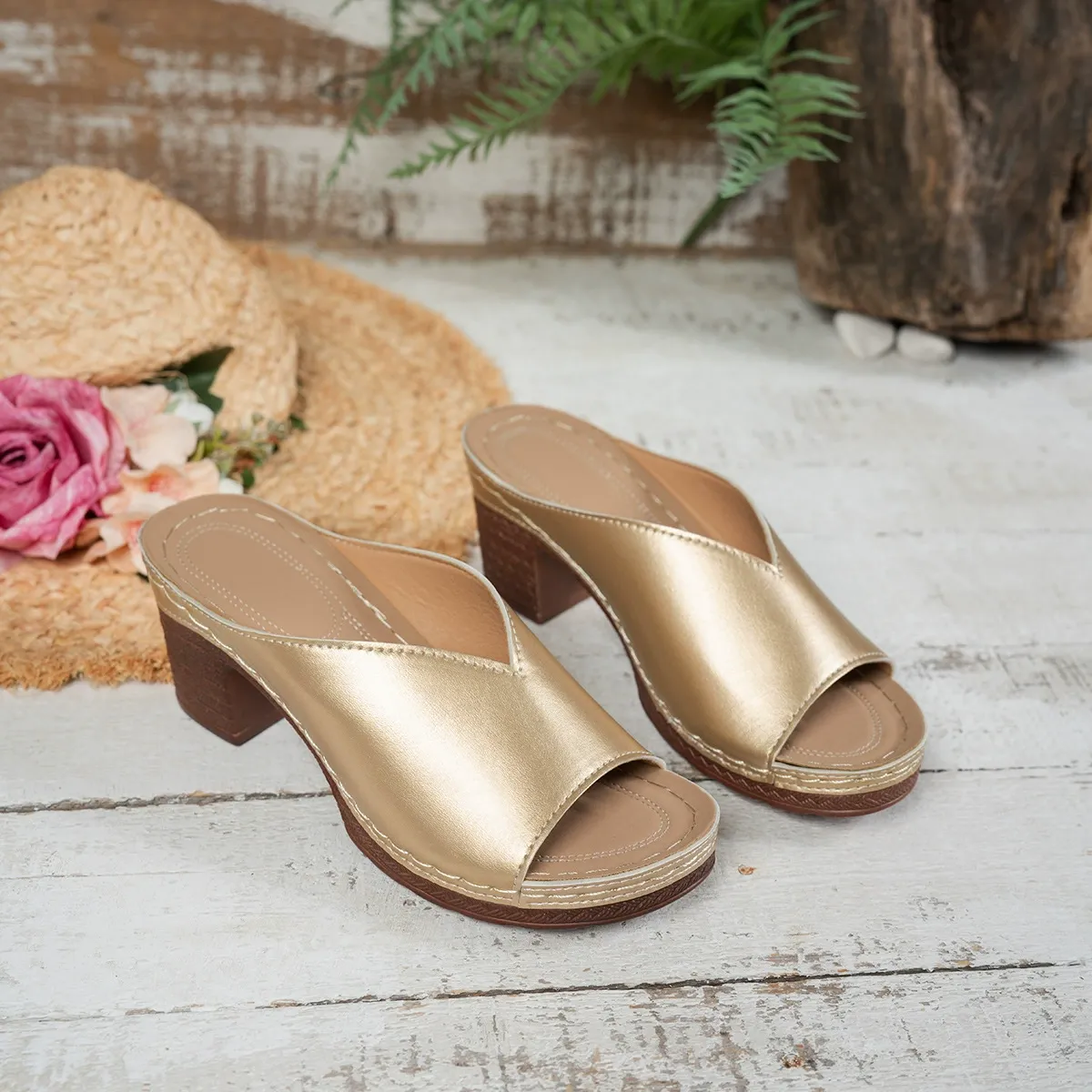 new style sandals for women light outdoor wear