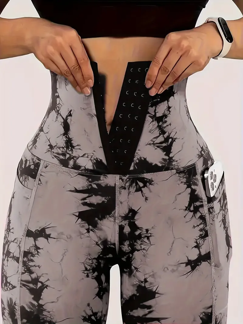 Women's High-Waist Printed Athletic Leggings With Front Buckle For Yoga And Workout - Non-Transparent, High Stretch