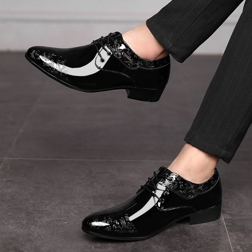 Shiny men's business formal leather shoes