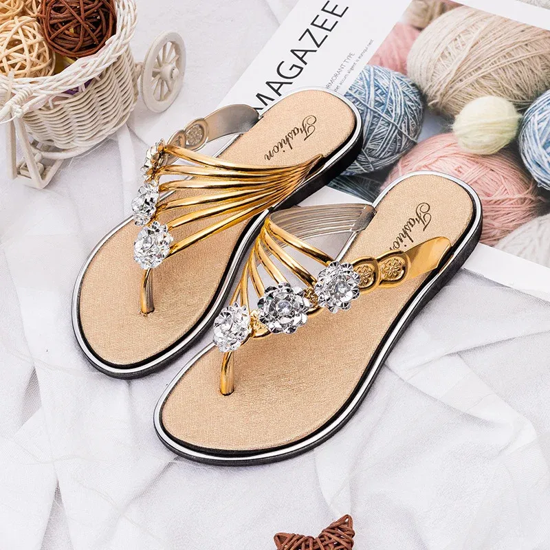 Women's Floral Flat Flip Flops