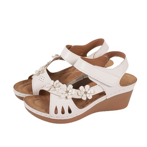 Summer new style hollowed-out flower thick-soled one-line sandals and beach sandals