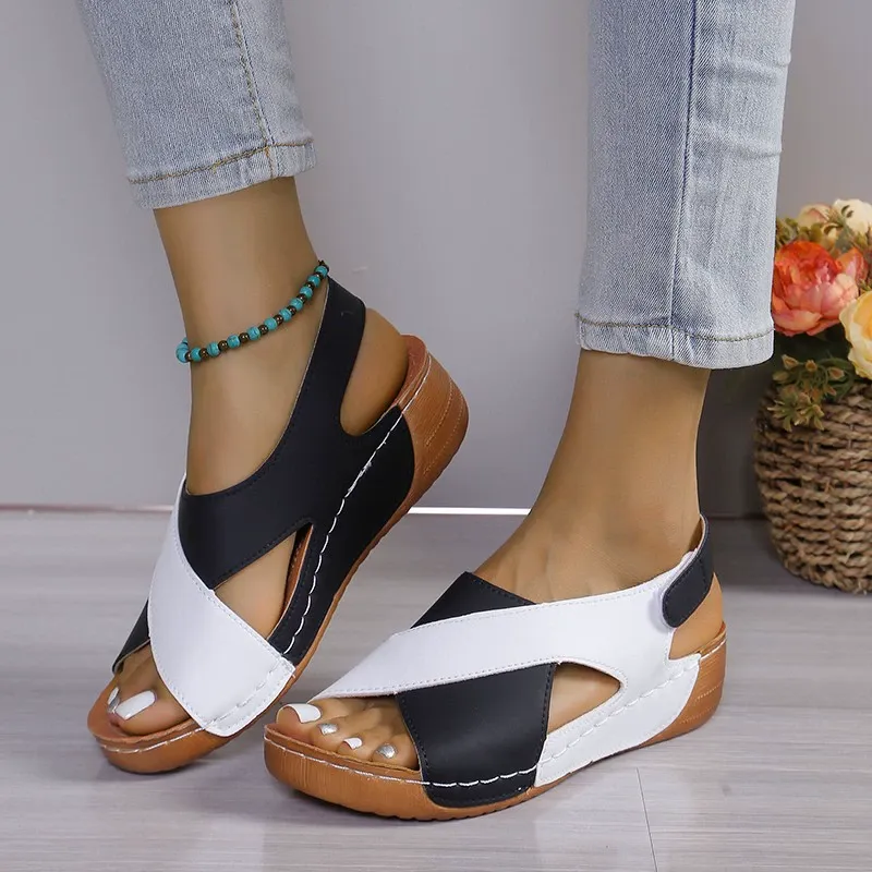 Pancake-bottom Velcro slip-on beach sandals