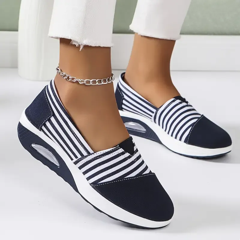 comfortable large-size women's shoes