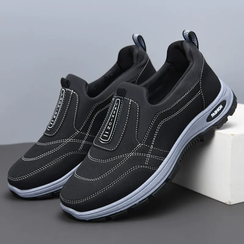 Solid-color versatile sneakers for hiking with soft sole, Korean-style casual walking shoes