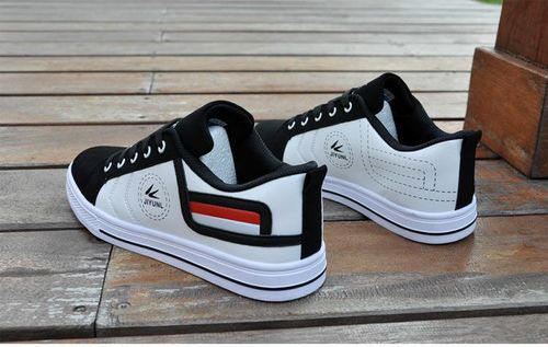 Men's Vintage Colour Block Low Top Skateboard Shoes, Comfy Non Slip Casual Lace Up Sneakers For Men's Outdoor Activities