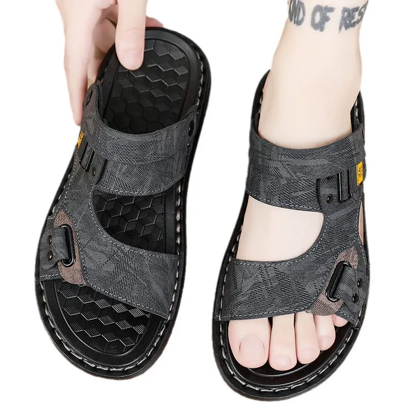Outerwear soft-soled men's anti-slip beach shoes for driving