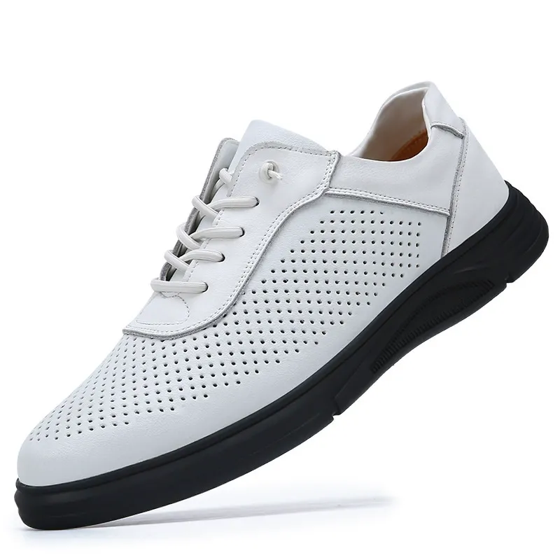 Breathable lightweight cowhide perforated soft-soled mesh shoes