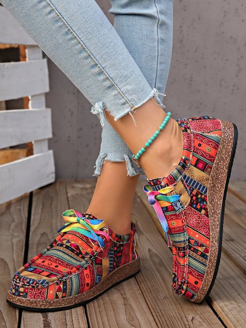 Large size ethnic style casual shoes for women