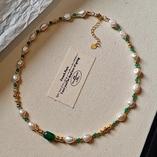 🎁New Year's Sale🎁Vintage-Inspired High-Quality Clavicle Chain, Fashionable Design for Casual Events and Family Gatherings, Ideal Gift for Birthdays