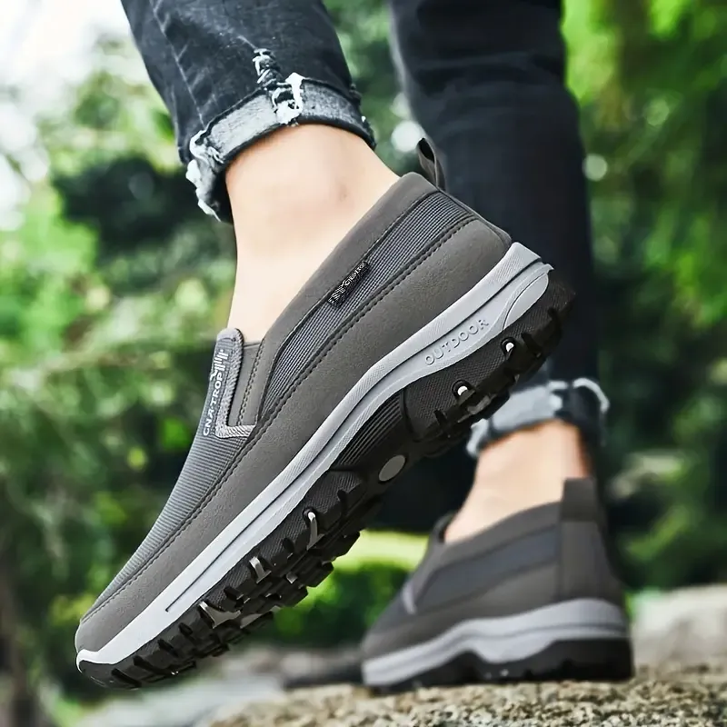 PLUS SIZE Men's Knit Breathable Loafer Shoes