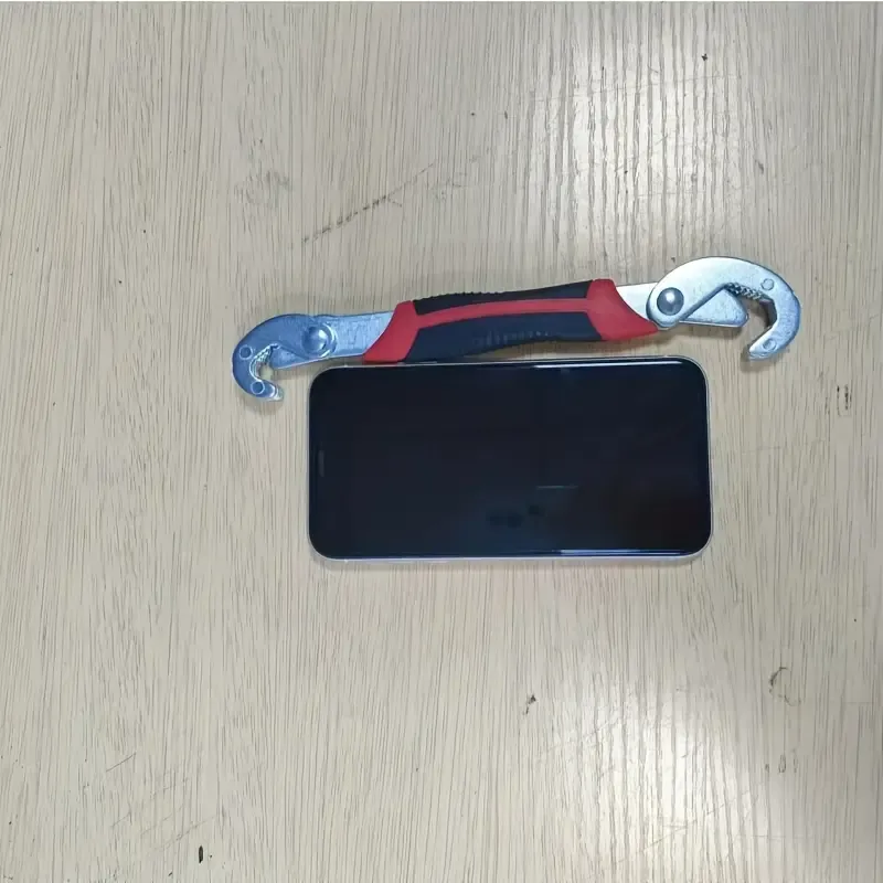 Universal Adjustable Wrench Tool, Multifunctional Double-Ended Pipe Wrench Plier, Indoor And Outdoor Repair Tool