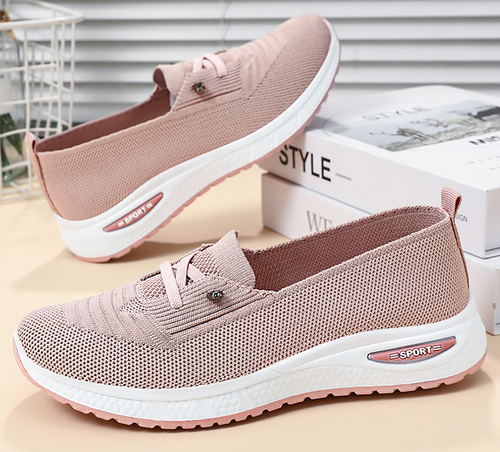 Casual breathable durable and comfortable shoes