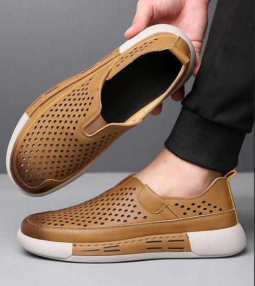 Breathable and odorless leather shoes