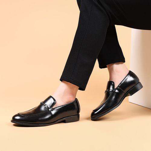 New plus-size men's leather shoes, business formal and casual shoes, men's British and Korean style pointed toe plus-size shoes