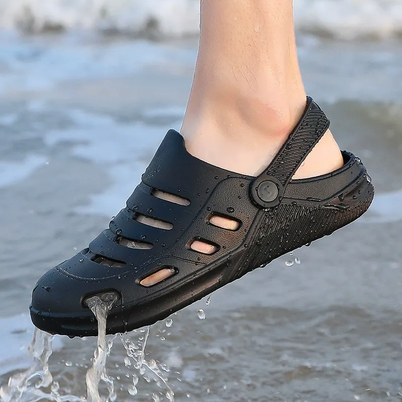 Men's hole shoes summer outdoor non-slip beach shoes