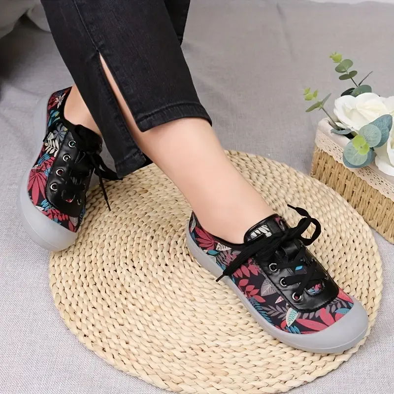 Women's Graffiti Pattern Flat Shoes, Casual Lace Up Outdoor Shoes, Comfortable Low Top Shoes