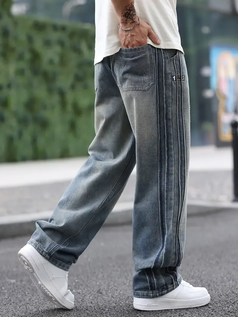 Loose jeans for men with wide legs and drawstring, stylish and comfortable jeans can be worn all seasons