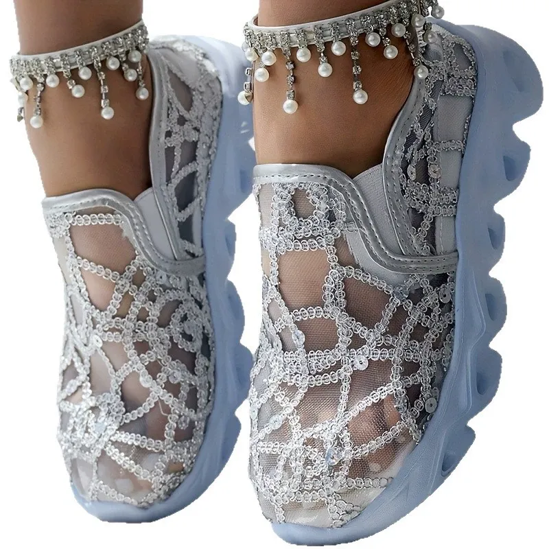 New Arrival Breathable Mesh Openwork Casual Slip-On Flats for Women with Soft Soles