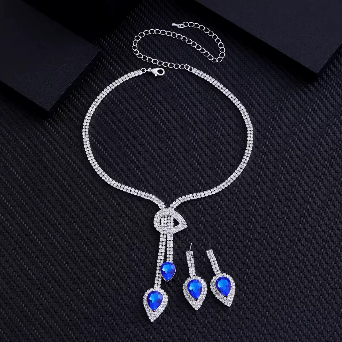 Sparkling rhinestone inlay, polyester material, party bag with matching necklace and earrings 2-piece set for women - suitable for formal occasions and night outs