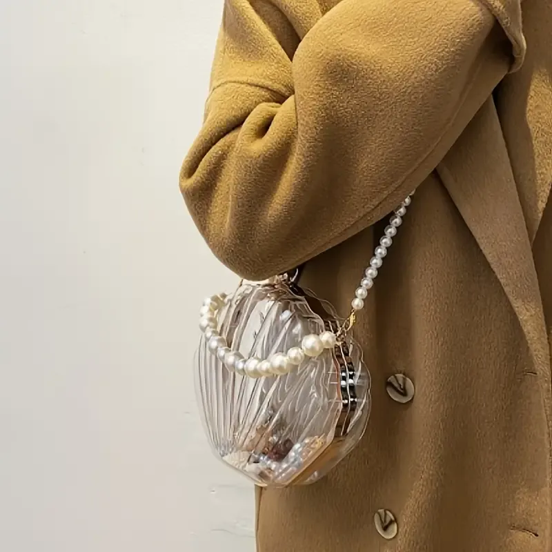 Transparent Elegant Acrylic Shell Pearl Chain Crossbody Clutch – Fashionable Handbag for Special Occasions