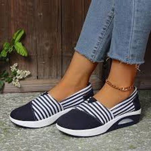 comfortable large-size women's shoes