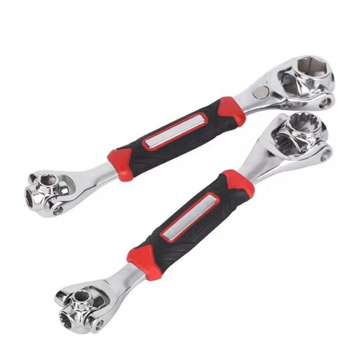360-degree rotating wrench