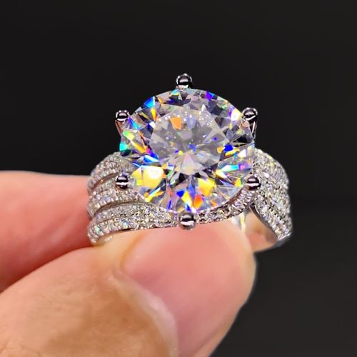 moissanite ring