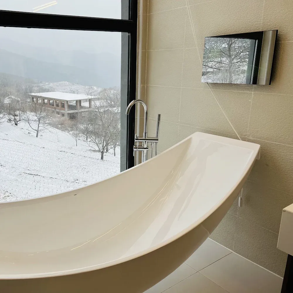 Youryoke bathroom shower bathtub smart Touch Screen mirror TV waterproof IP66
