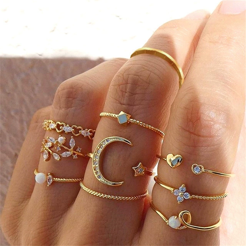 ⭐Star-moon Ring Love Leaf Geometry 10-piece ring set Creative retro women's articulated ring set