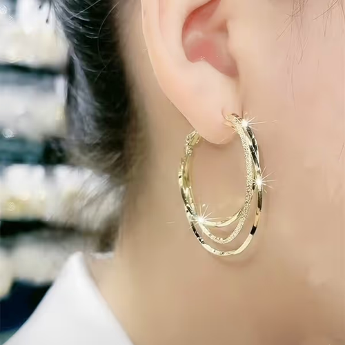 😍What a gorgeous earring! These earrings are the perfect gift for anyone who loves Bling.❤️ Get it 👉