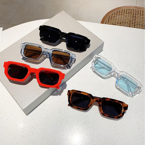 🕶️🔆  （buy one get one free）Pack Vintage Rectangle Frame Sunglasses for Men & Women with UV400 Protection（Black & Orange）