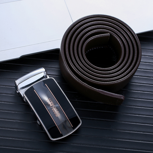 Elegant Men's Business Style Gift Set 1pc4pcs Quartz Watch Faux Leather Belt Fashion Glasses Faux Leather Wallet Electronic Alloy Case Battery Powered Gift Box for Any Occasion