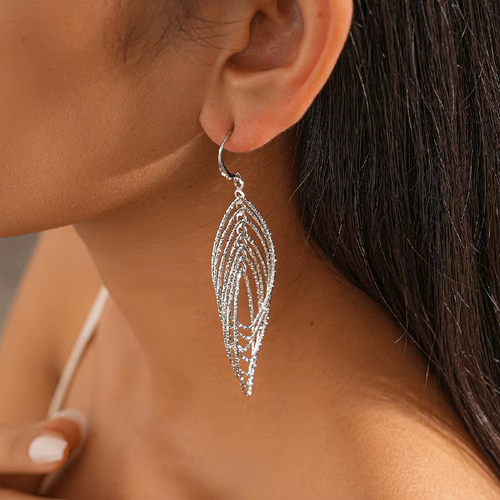 Oval Hollow Long Tassel Dangle Earrings Exaggerated Light Luxury Metal Gold Color Earrings Ear Jewelry Fashion Style Hook