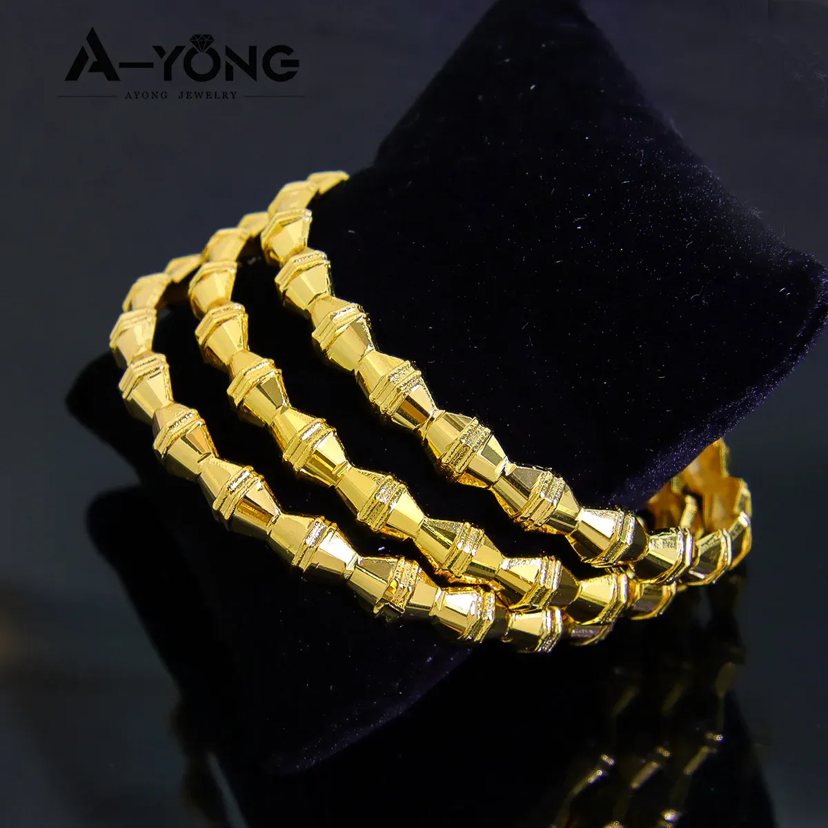 1 Pcs Vintage African-Inspired Bamboo Bangle: Textured Gold-Plated Carved Bangle for Traditional Weddings & Ethnic Celebrations
