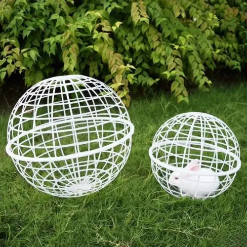 Ball Shaped Movable Chicken House Rollable Poultry Enclosure